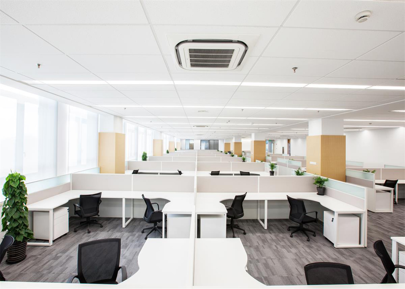 辦公桌椅挑選需要了解什么？