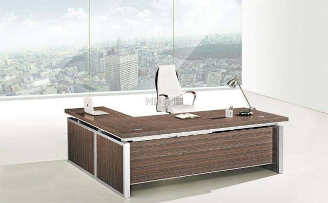 辦公桌椅的價(jià)格影響因素