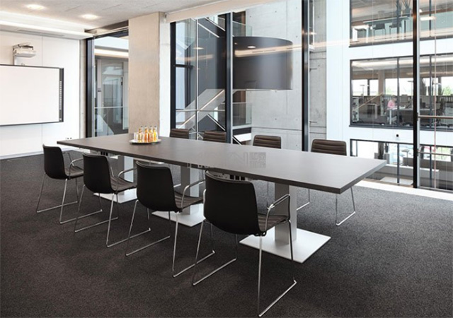 現(xiàn)代智能辦公家具特點